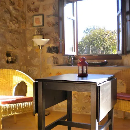Amygdalia, A Stone House In A Quiet Landscape Ferienhaus