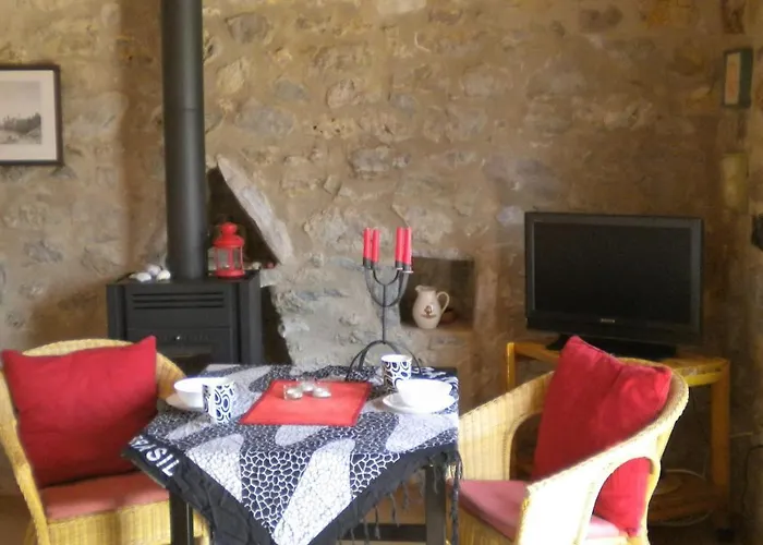 Ferienhaus Amygdalia, A Stone House In A Quiet Landscape *