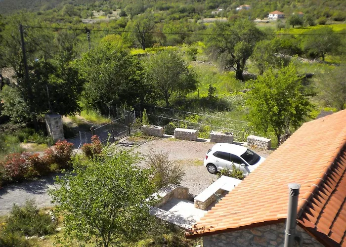 Amygdalia, A Stone House In A Quiet Landscape Ferienhaus *